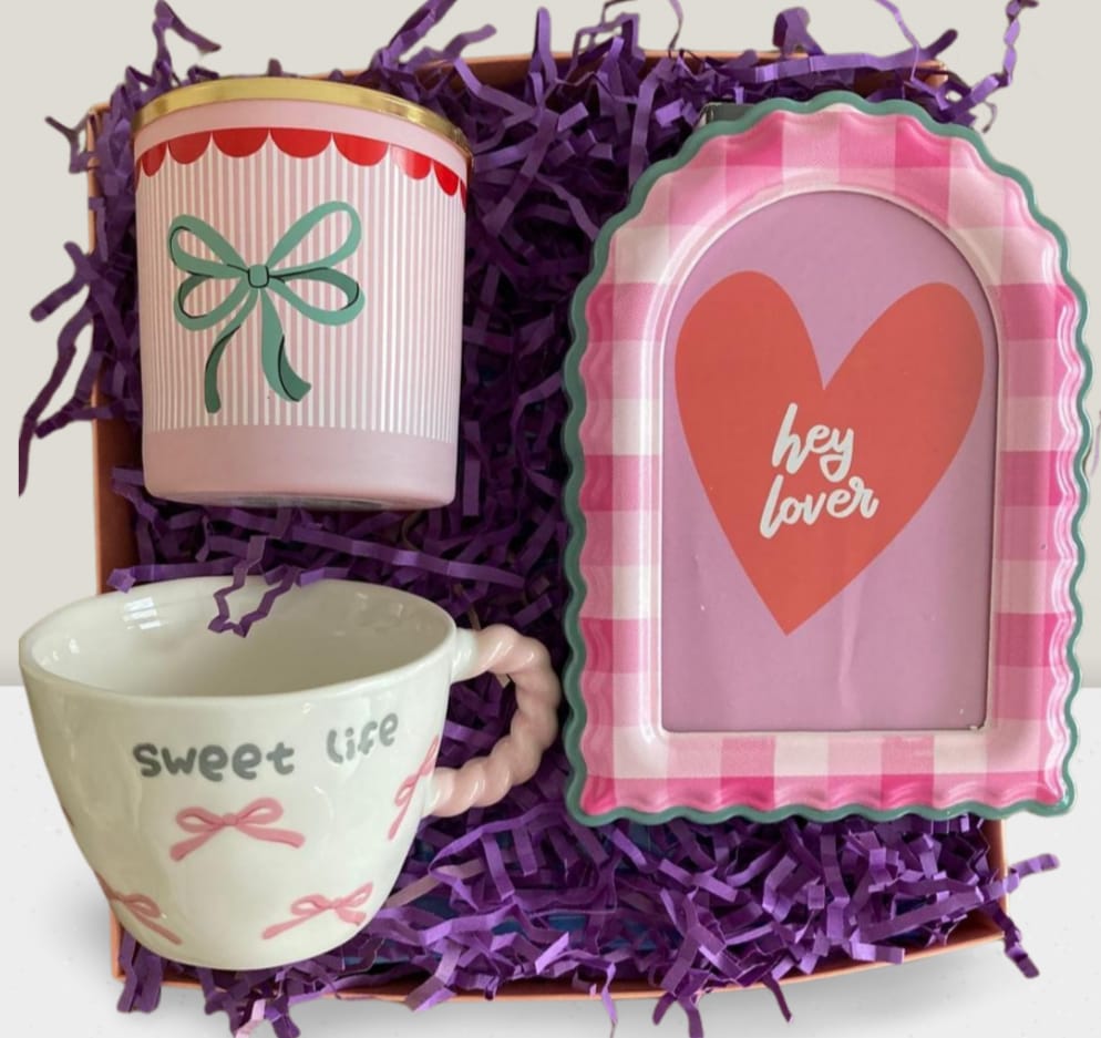 PİNKY DREAMS HEDİYE, HEDİYE SETİ, DOĞUM GÜNÜ HEDİYESİ, SEVGİLİYE ÖZEL HEDİYE, KİŞİYE ÖZEL HEDİYE, KADINA HEDİYE, ERKEĞE HEDİYE, ROMANTİK HEDİYE hediye kutusu