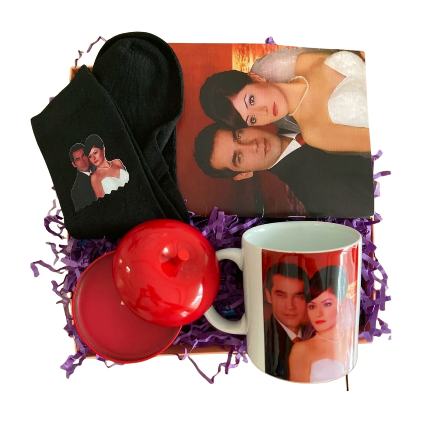 ŞEVKET VE FERHUNDE HEDİYE, HEDİYE SETİ, DOĞUM GÜNÜ HEDİYESİ, SEVGİLİYE ÖZEL HEDİYE, KİŞİYE ÖZEL HEDİYE, KADINA HEDİYE, ERKEĞE HEDİYE, ROMANTİK HEDİYE hediye kutusu