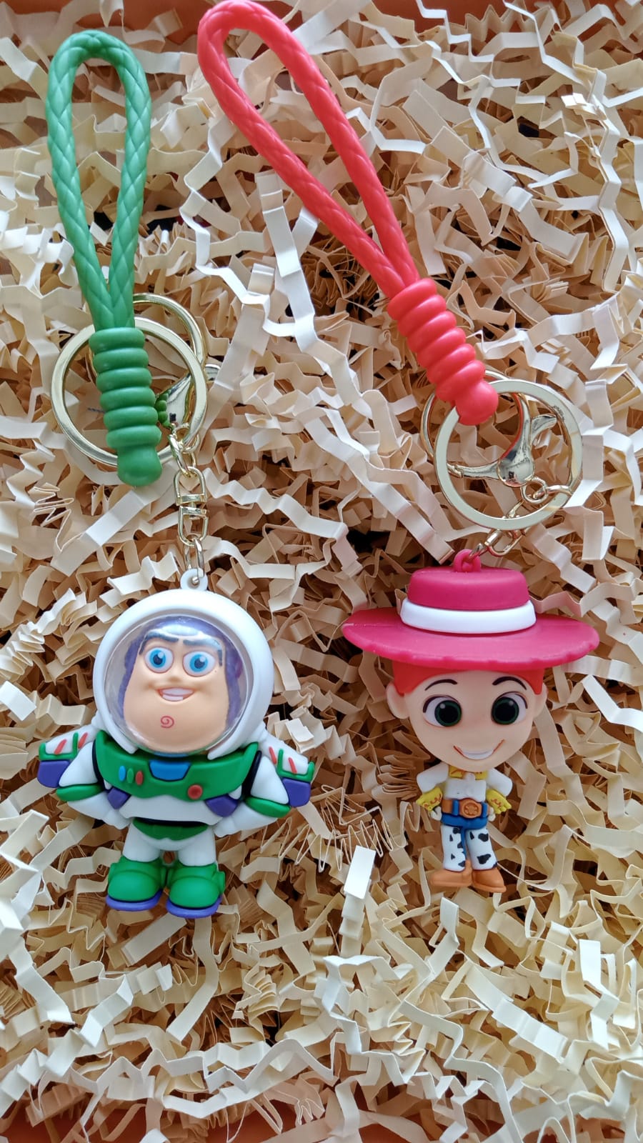 OYUNCAK HİKAYESİ HEDİYE, HEDİYE SETİ, DOĞUM GÜNÜ HEDİYESİ, SEVGİLİYE ÖZEL HEDİYE, KİŞİYE ÖZEL HEDİYE, KADINA HEDİYE, ERKEĞE HEDİYE, ROMANTİK HEDİYE